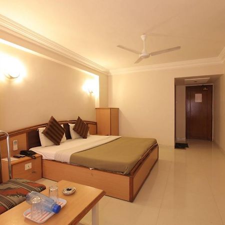 Hotel Prudent فَدودارا المظهر الخارجي الصورة